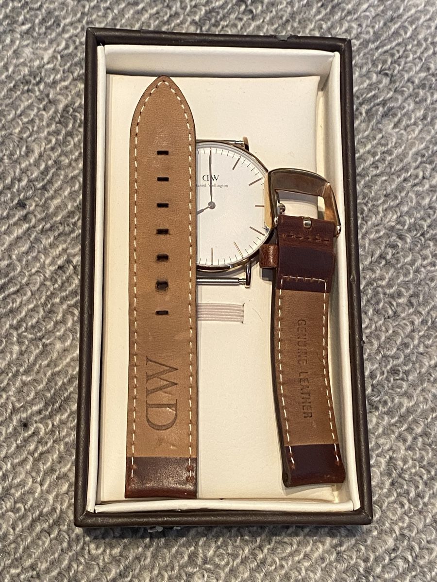 Daniel Wellington Uhren: DW Daniel Wellington Uhr mit 4 Armbändern – Gebraucht aus Ebertswil von shushuj 2
