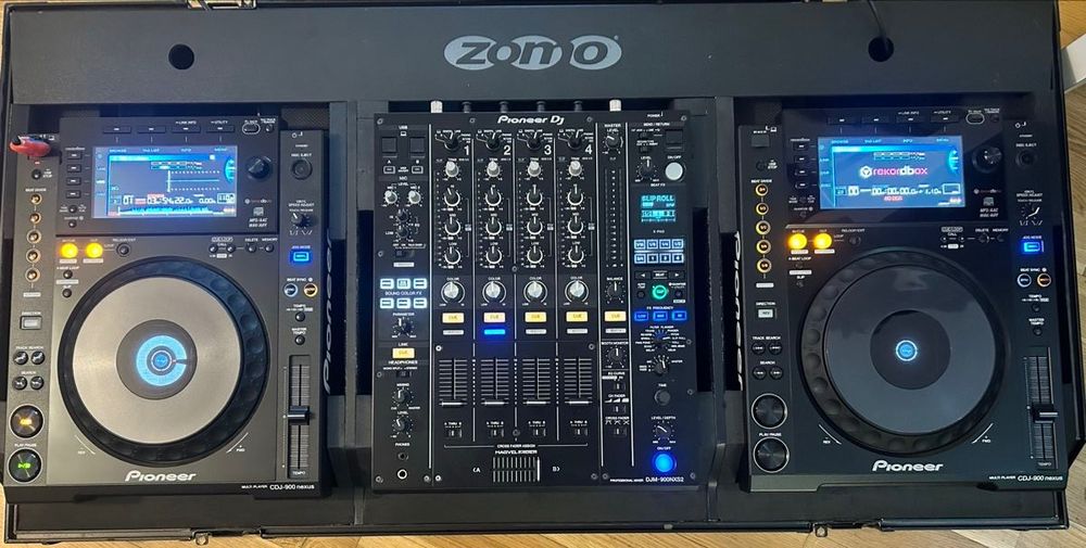 Pioneer CDJ-900 Nexus DJ & DJM 900nxs2 Set mitFlightcase (Gebraucht) in ...