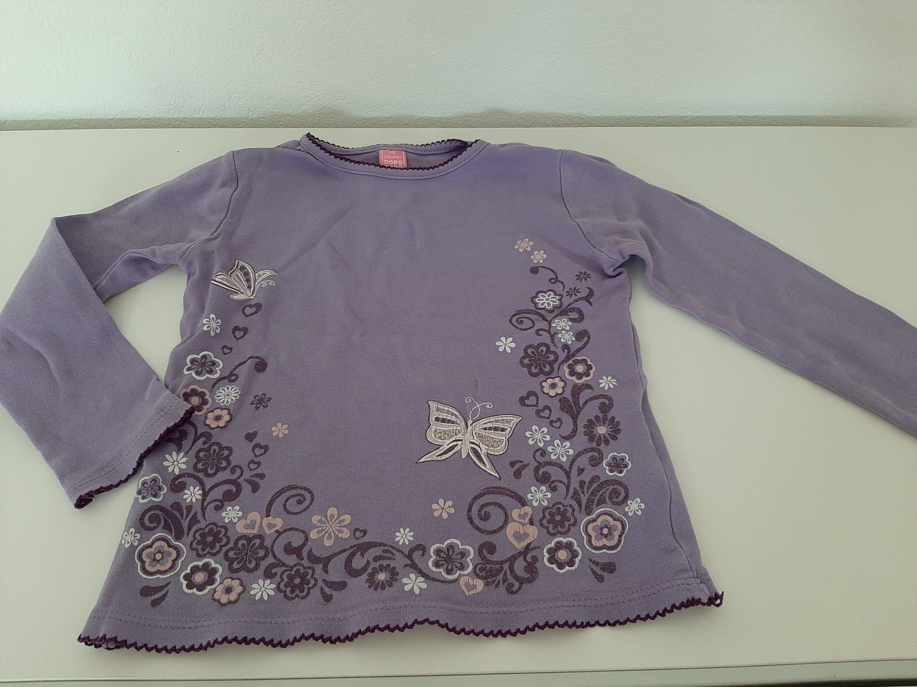 Blusen, T-Shirts & Tops: Dopo Dopo Mädchen langarmige Bluse Gr. 116 – Gebraucht aus Aarburg von NDK