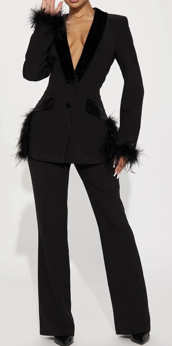 Lotti di vestiti: Classy Night Blazer Set – Nuovo e nell'imballaggio originale da Ostermundigen venduto da noe_rlj5
