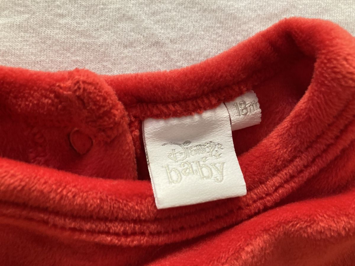H&M Lotti & Set di vestiti: Lot Noël t. 80-86 – Usato da Genève venduto da Eschindler 2