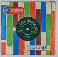 Single: THE SHADOWS - The Savage / Peace Pipe