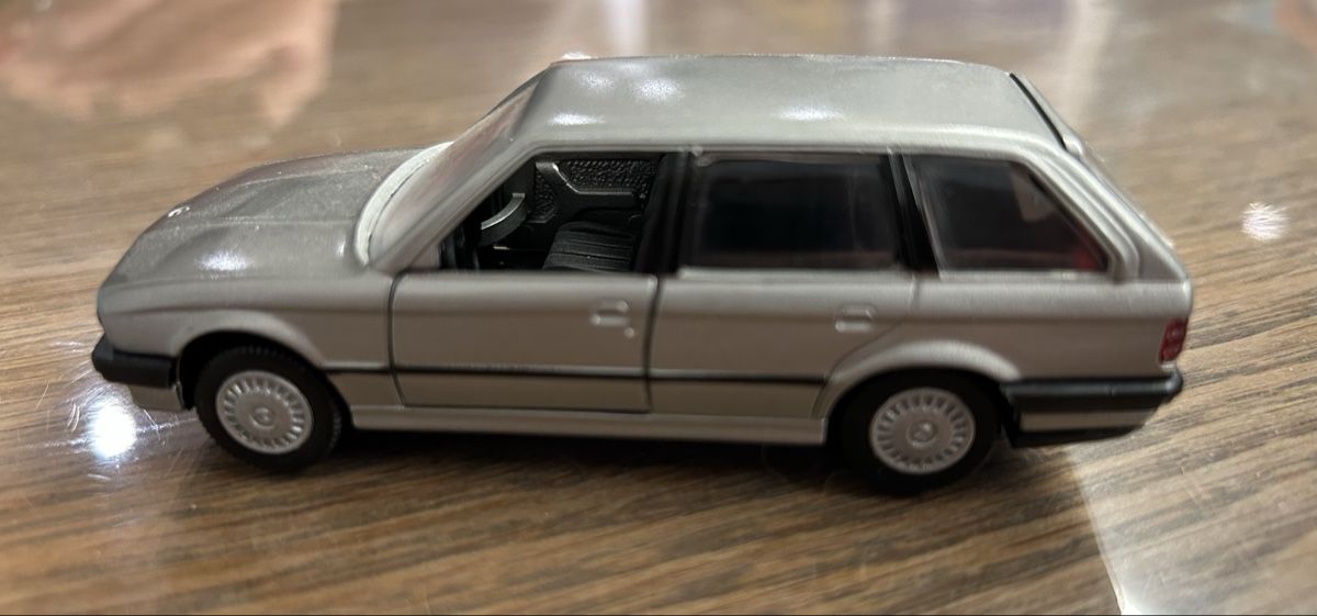 BMW Modellini d'auto: Magnifique BMW Série 3  - 1/43 – Usato da Baar nendaz venduto da min_n5tw 1