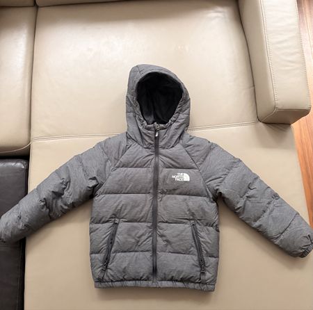 Boys North Face Winter Down Jacket Size Small-7/8 Very Good