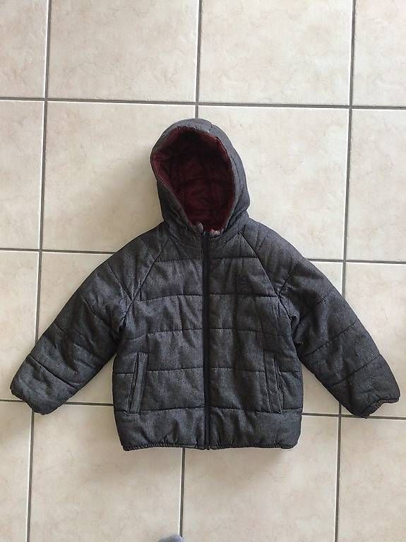 Vestes & Manteaux: Jacke Grösse 128 – D'occasion à Zimmerwald par wuff81