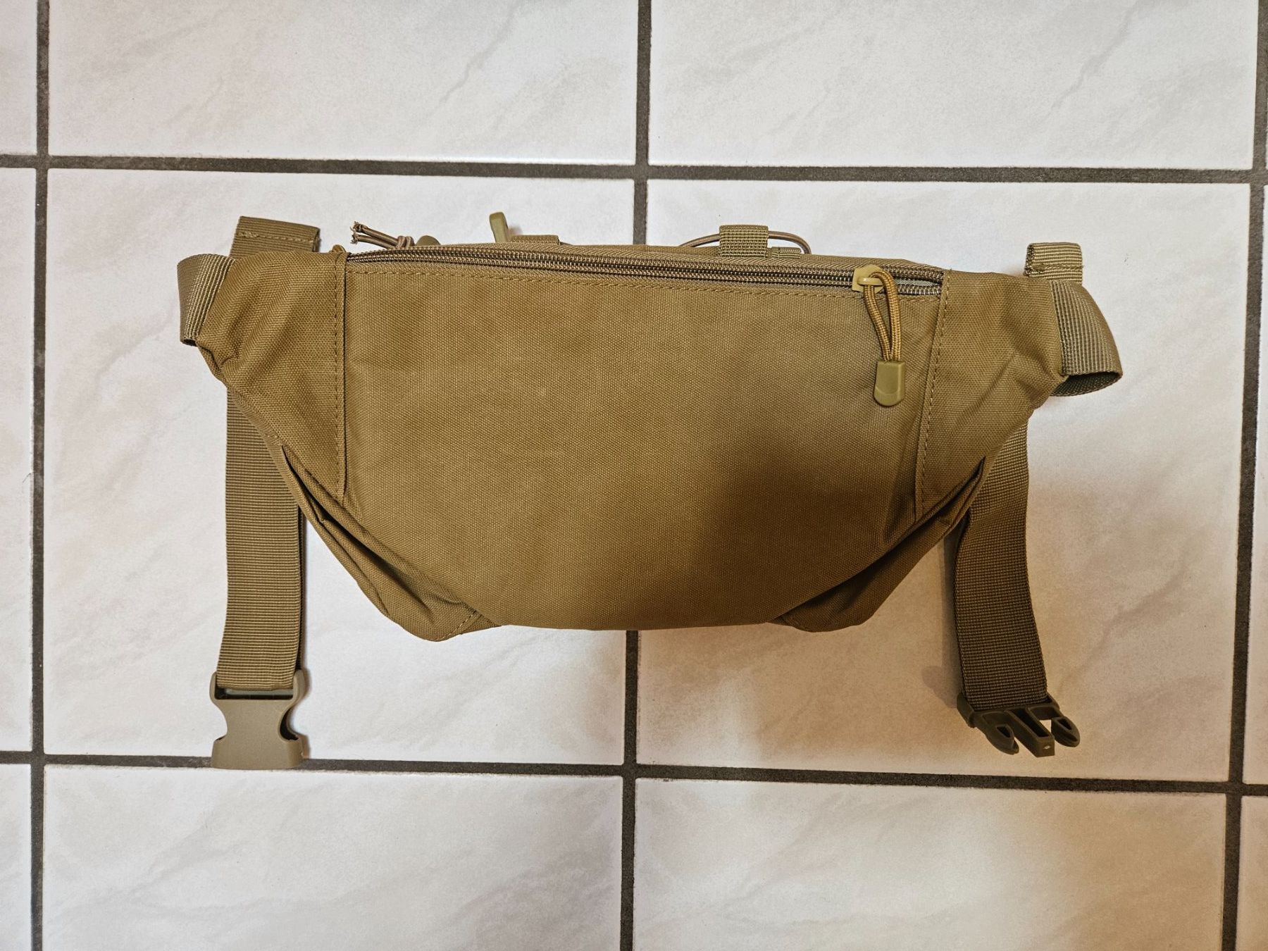 Taschen: Hüfttasche / Bauchtasche / Multifunktionstasche Outdoor – Neu (gemäss Beschreibung) aus Münchwilen AG von pel_y9jx 1