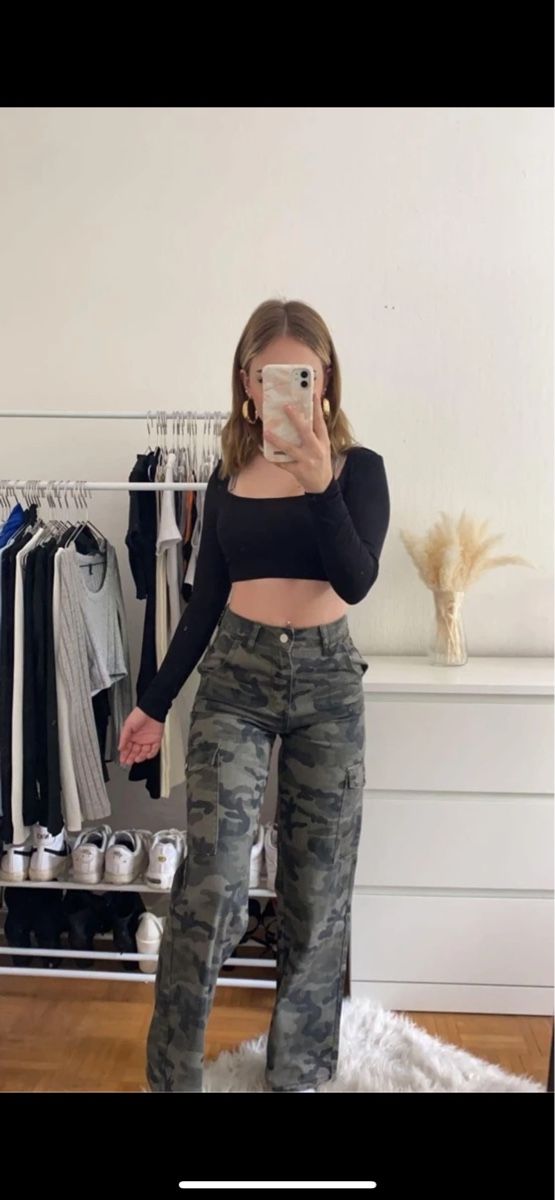 Lotti & Set di vestiti: 2er Pack Camouflage Cargohose – Nuovo (secondo la descrizione) da Rorbas venduto da KiseliKupus