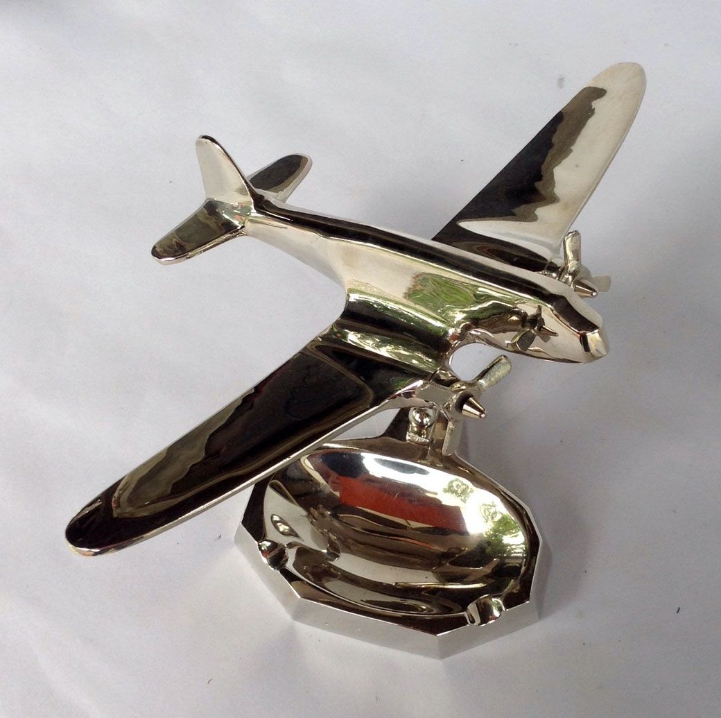 Kit di modellismo & Modellini statici: DC 3 Flugzeugaschenbecher – Nuovo (secondo la descrizione) da Ermensee venduto da Alainmischler