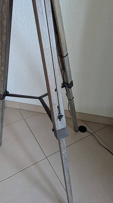 Lampade: Lampe trépied avec abat jour – Usato da Provence venduto da tokoclo 1