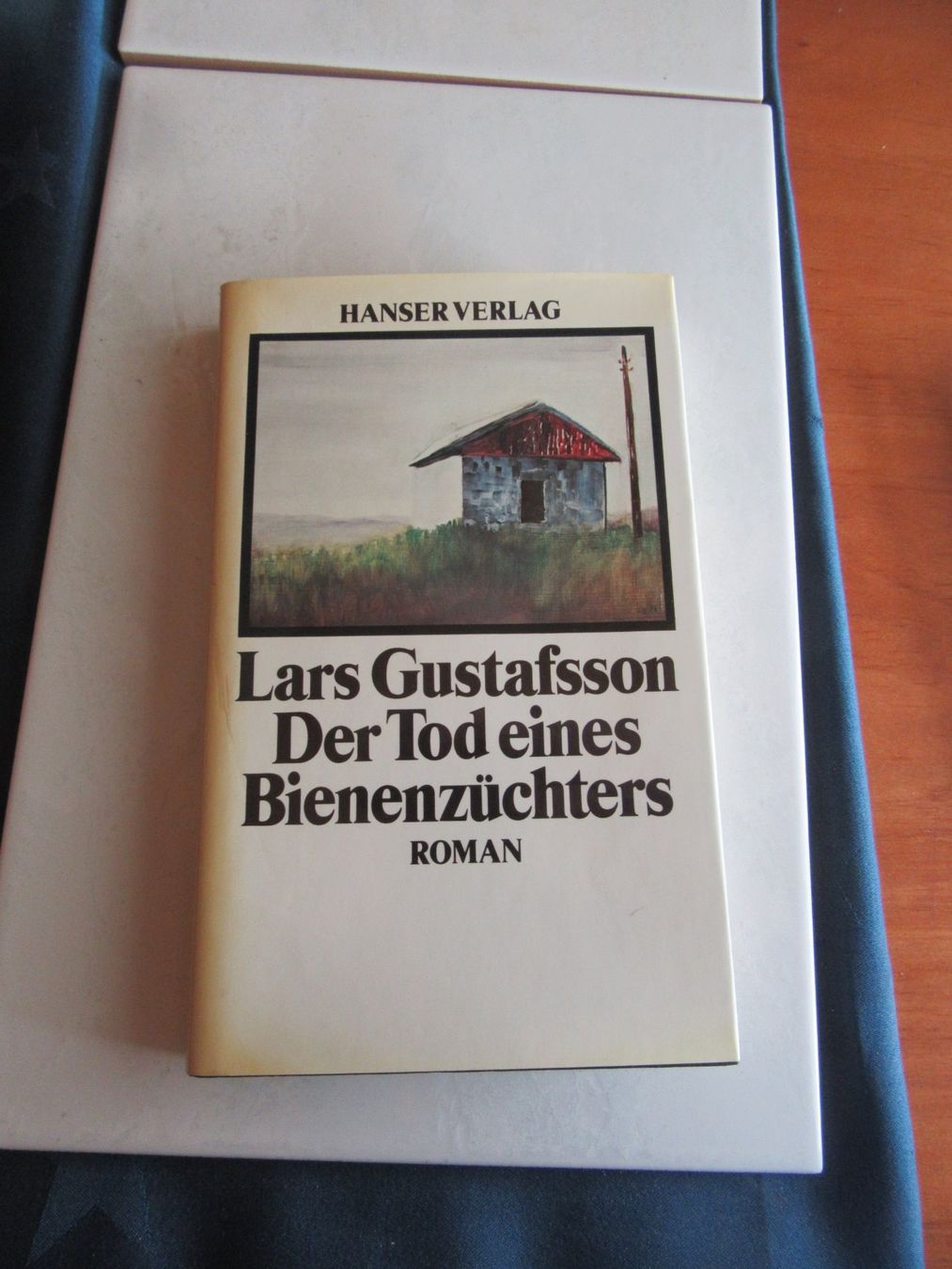 Libri: Der Tod eines Bienenzüchters von Lars Gustafsson – Usato da Wattwil venduto da wampi