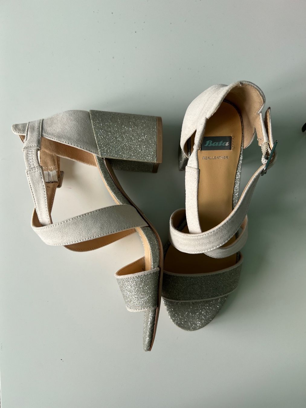 Scarpe da donna: Schöne neue Sandaletten von Bata Gr. 36 – Nuovo (secondo la descrizione) da Tagelswangen venduto da SpicyChicken