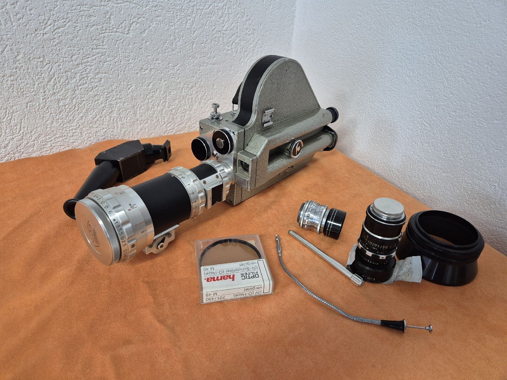 Camcorder: Pathé 16mm Kamera, Berthiot Pan-Cinor, + 2 Objektive, +div. – Gebraucht aus Basel von vintage.watches 1