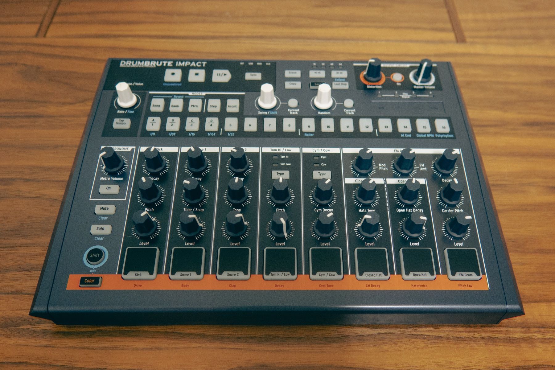 Arturia Strumenti musicali: Arturia Drumbrute Impact – Usato da Luzern venduto da me9_9h8x