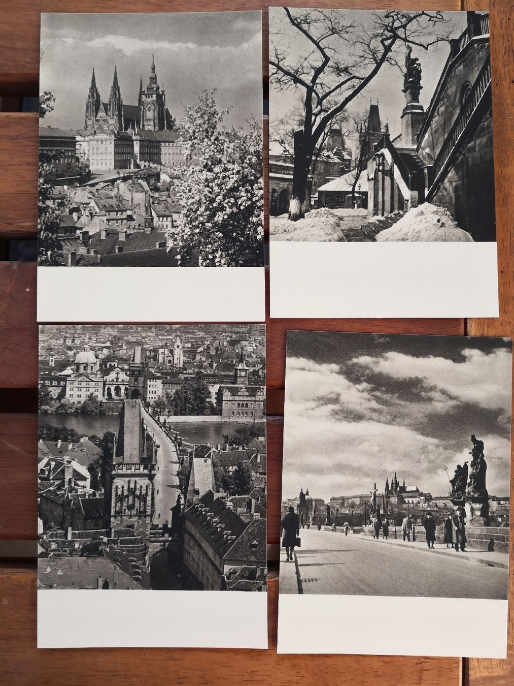 Cartoline postali: Praha - Prag Bilder von Jaroslav Dolezal – Usato da Berikon venduto da Truk56 7