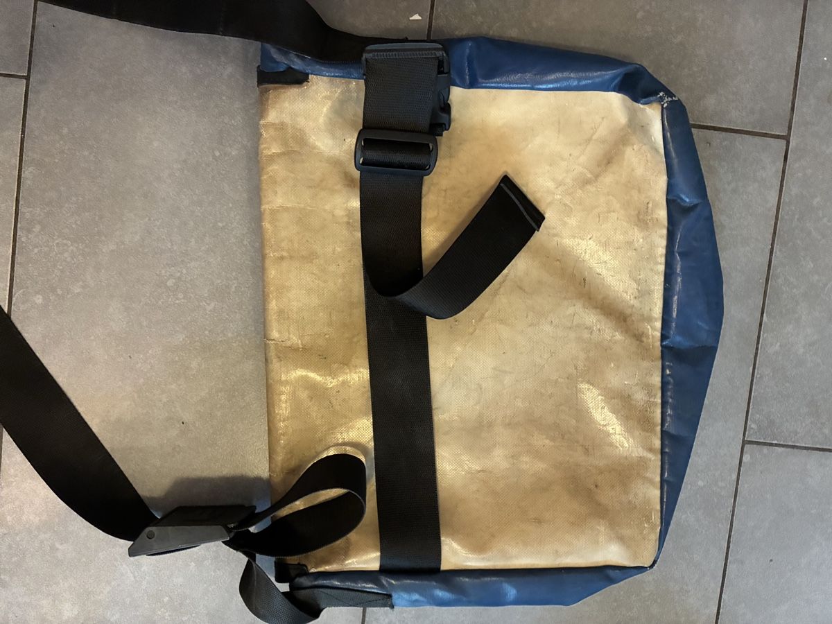 Freitag Taschen: Freitag - Dragnet F12 – Gebraucht aus Basel von holunder76 5