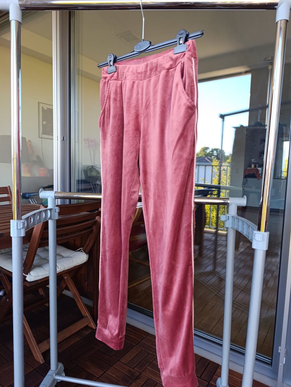 Hunkemöller Pantaloni: Damen Jogging Hose, Gr M – Usato da Zürich venduto da VorlonShadow