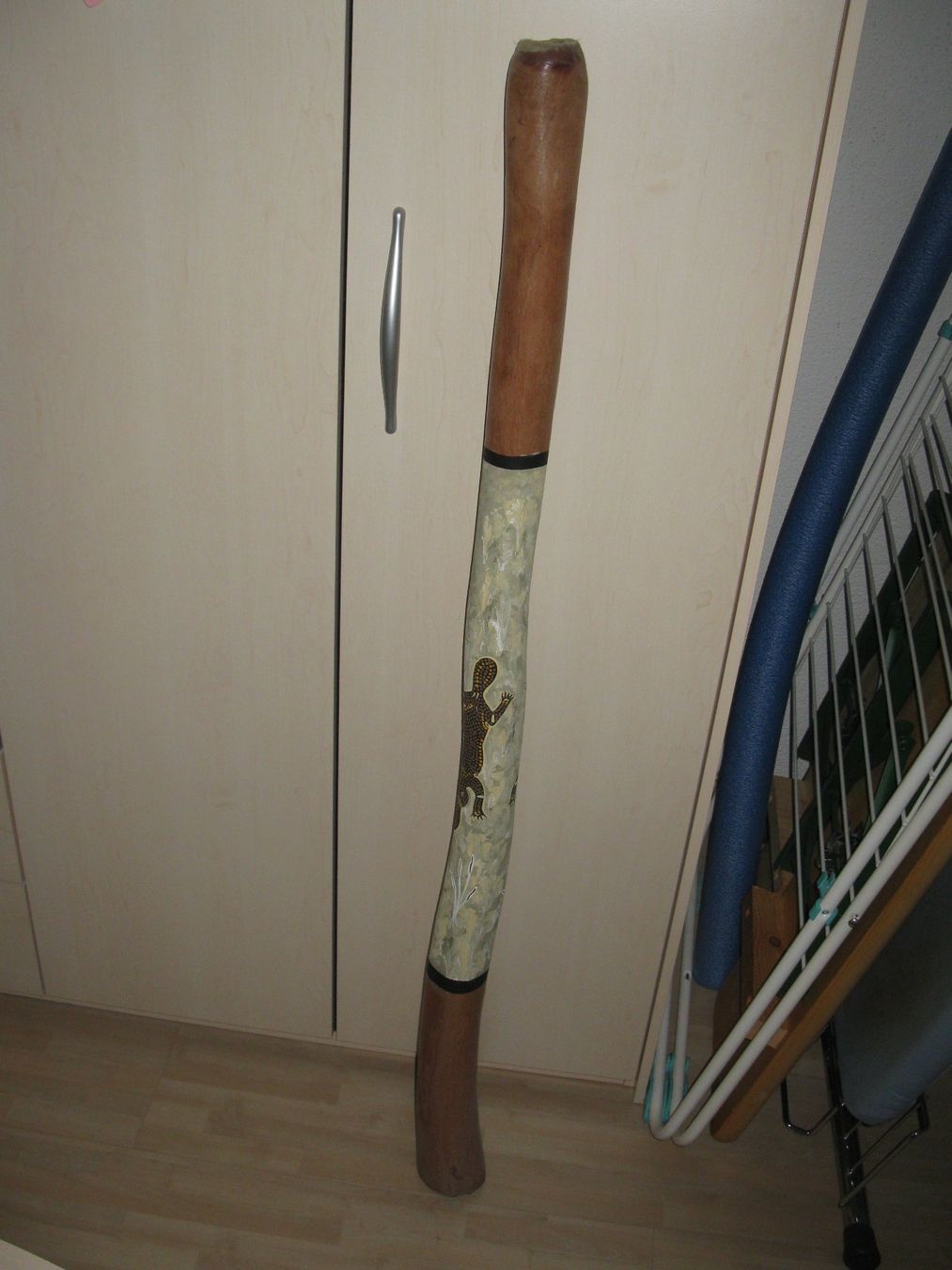 Strumenti musicali: Didgeridoo mit Schnabeltier Bemalung – Nuovo (secondo la descrizione) da Neuenkirch venduto da balani