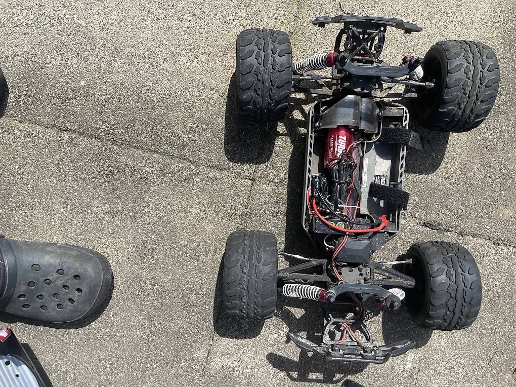 Reely Modellismo RC: Rc reely monster truck -40 kmh – Usato da Eschenbach SG venduto da Manu_89_w 1