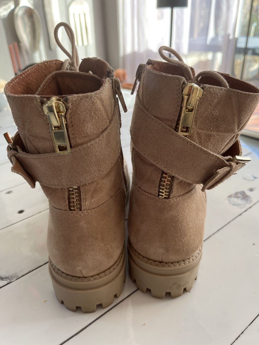 Scarpe da donna: Winterboots Veloursleder hellbraun Gr. 40 – Nuovo (secondo la descrizione) da Rüti ZH venduto da huzzelrock 2