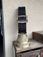 Neuwertige Glocke.