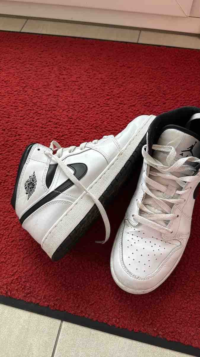 Jordan Scarpe da uomo: Nike Sneaker Weiss Leder Grösse 40 – Usato da Lupfig venduto da Jenny093 2