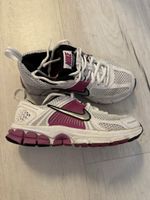 Nike Schuhe Gr.33
