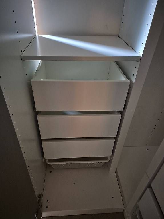 Ikea Schränke: Eckschrank Ikea Pax – Gebraucht aus Frauenfeld von ziilli 1