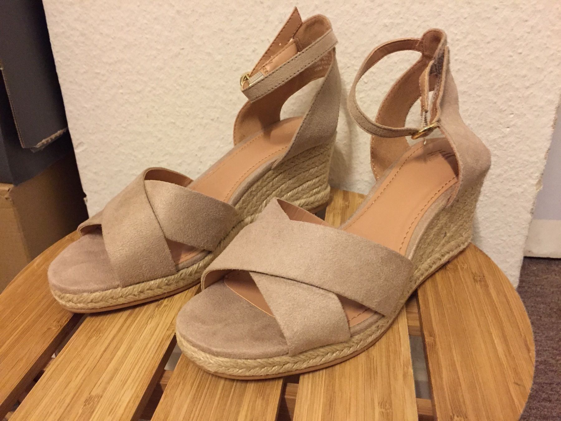 H&M Scarpe da donna: Damen Sandalen H&M – Nuovo (secondo la descrizione) da Basel venduto da Robyn20