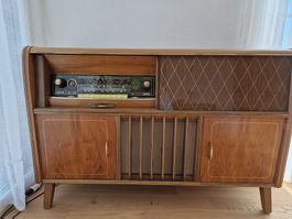 Röhrenradio Musiktruhe Saba Breisgau 7