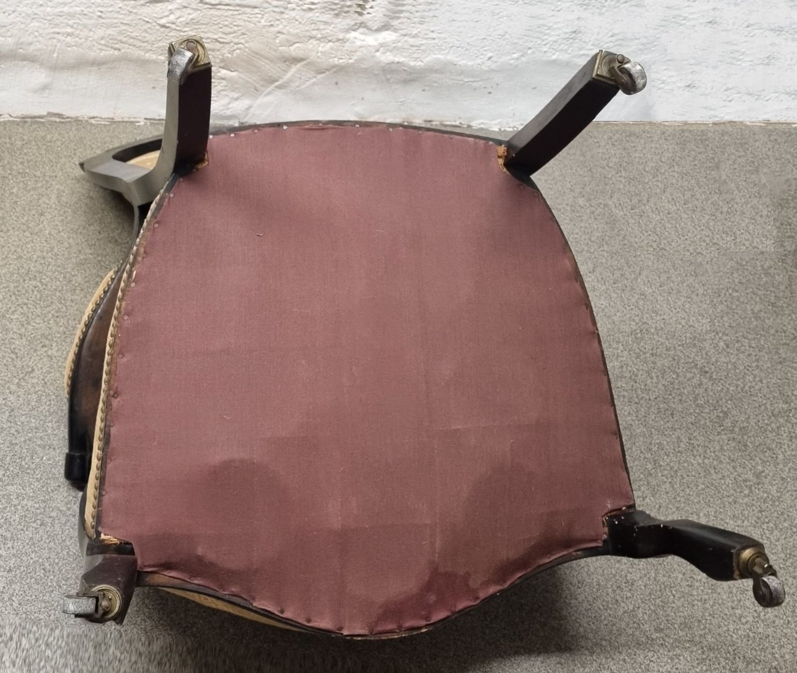 Poltrone: Antiker Armlehnstuhl auf Räder – Usato da Bern venduto da ros_v7ry 3