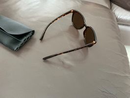 Elegante Sonnenbrille im Retro Look - Top Zustand!