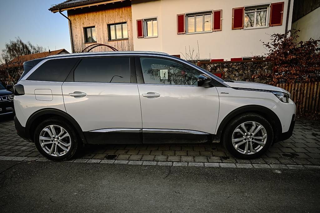 Automobili: Peugeot 5008 GT Line  – Usato da Eschenz venduto da BeHappyandSpreadlove