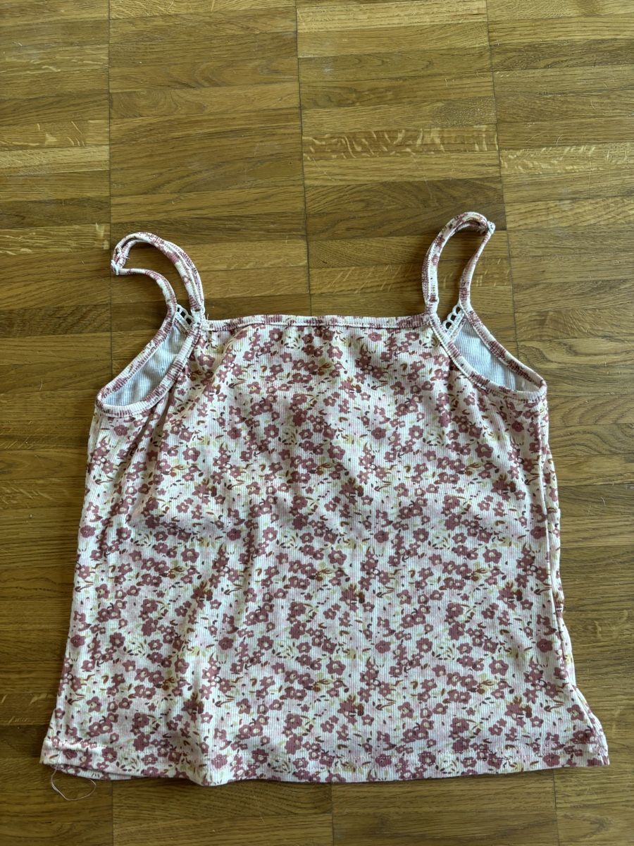 Tops: Top mit Blumenmuster Grösse S neuwertig – Neu (gemäss Beschreibung) aus Langenthal von hih_sfd7 1