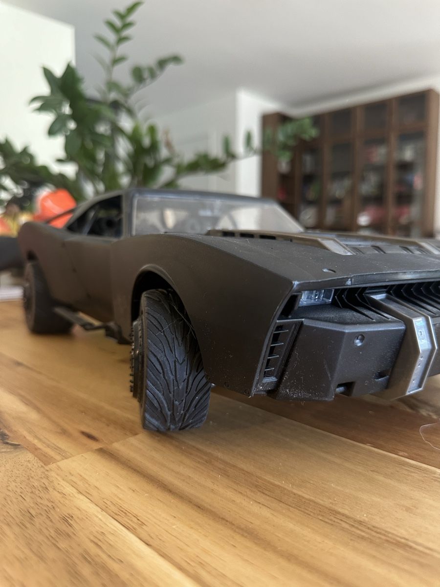 Hot Wheels Modellini d'auto: Hot Wheels RC "The Batman" Batmobile 1:10 (Mattel) – Difettoso da Au ZH venduto da spi_r6rp 5