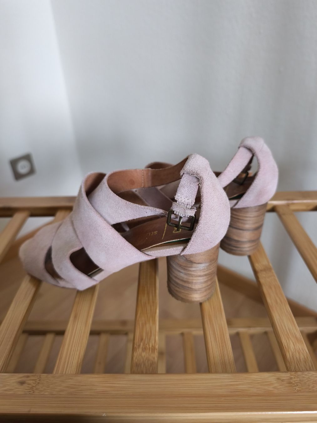 Scarpe da donna: Sandals LaRedoute 37 – Usato da Zürich venduto da nir_n9jc 2