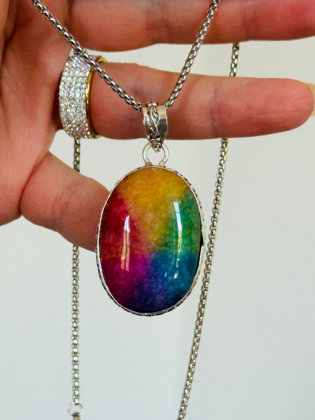 Catenine: Rainbow Solar Quartz Gemstone Ethnic Jewelry – Nuovo e nell'imballaggio originale da Genève venduto da AGBERG 2