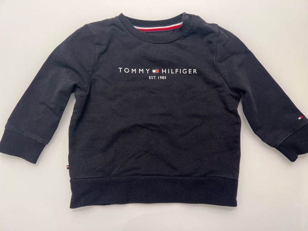Tommy Hilfiger Lotti & Set di vestiti: Tommy Hilfiger Essential Set - Sweatshirt Jogginghose, Gr 80 – Usato da Sennhof venduto da Dealmonster 1