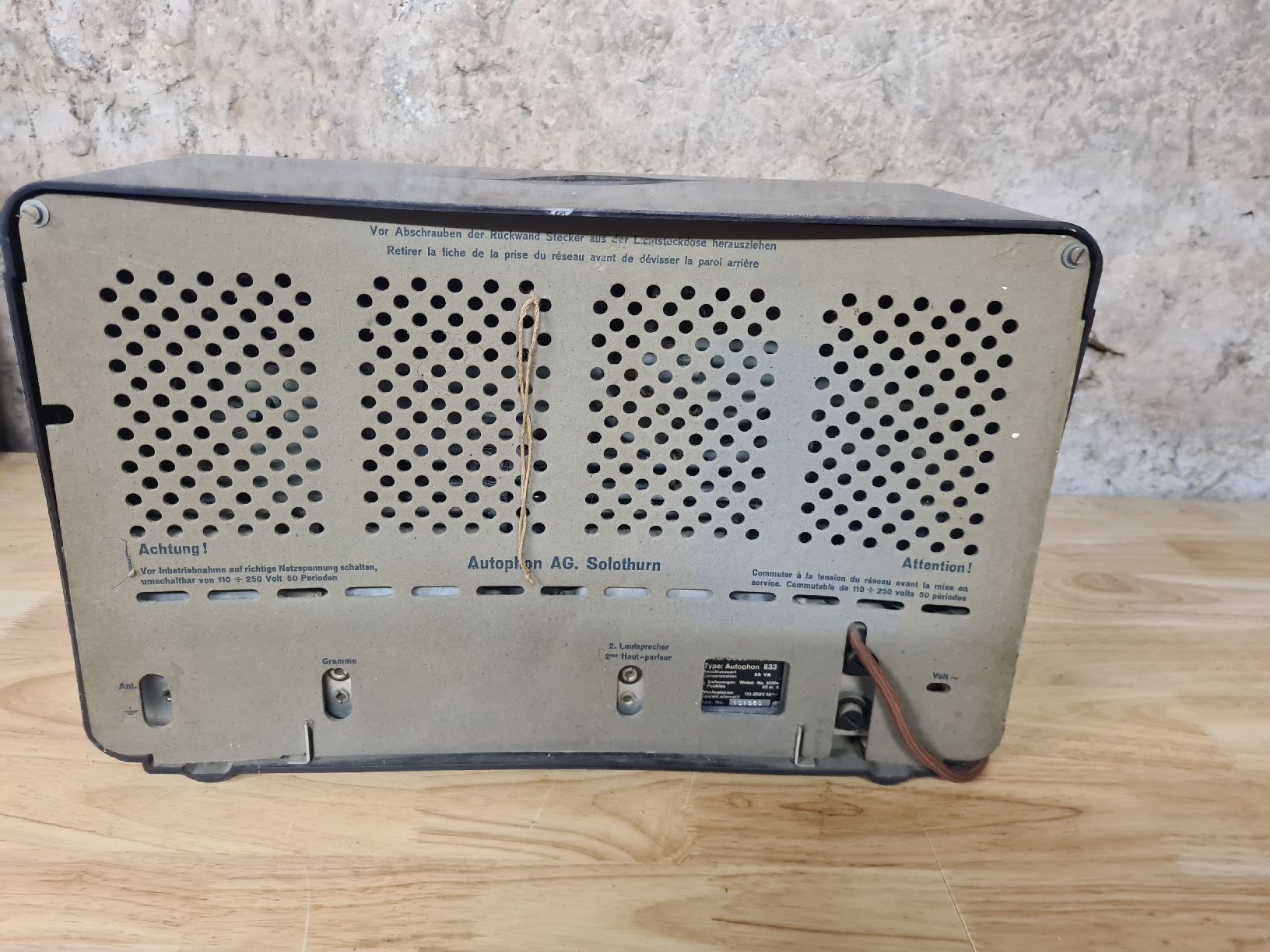 Radio: Antiker Radio, Röhrenradio – Difettoso da Waldkirch venduto da Hypertenuse 5