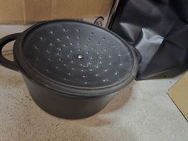 Heavy Duty Cast Iron Oven Pot