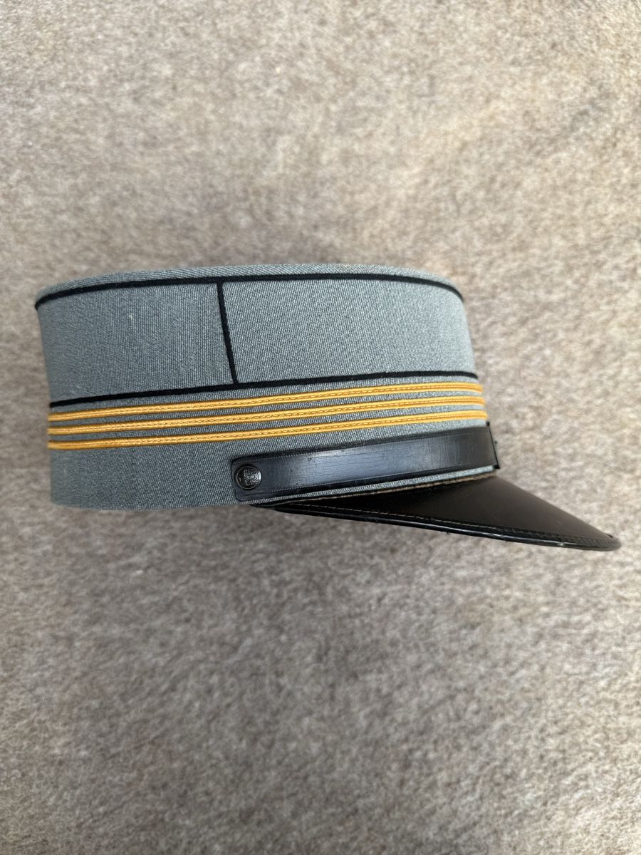 Schweizer Armee Uniformen: Képi capitaine  - Armée Suisse – Gebraucht aus Fribourg von Ardoffel 1