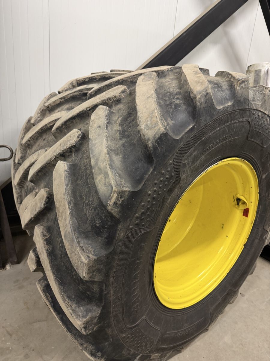 John Deere Tracteurs: Räder – D'occasion à diemerswil par HofmannFarm-Service 2