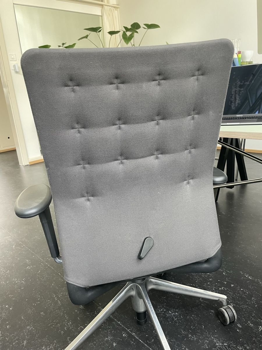 Vitra Stühle: Vitra ID Bürostuhl – Gebraucht aus Basel von Alenamaria 7