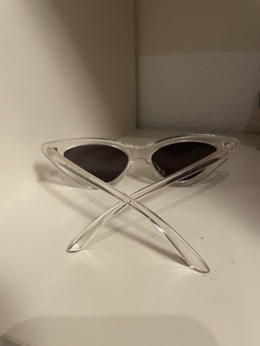 Brillen & Gläser: Sonnenbrille Katzenaugen transparent  – Gebraucht aus Sins von 77_gina_77 1