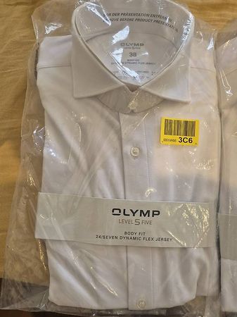 Vend 4 chemises Olymp taille 38