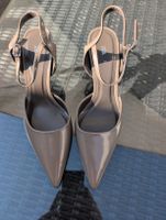 Chaussures à talon Zara taupe taille 39  neuf , jamais porté