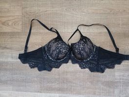 Damen BH schwarzes Spitze Grösse 75/80C guter Zustand