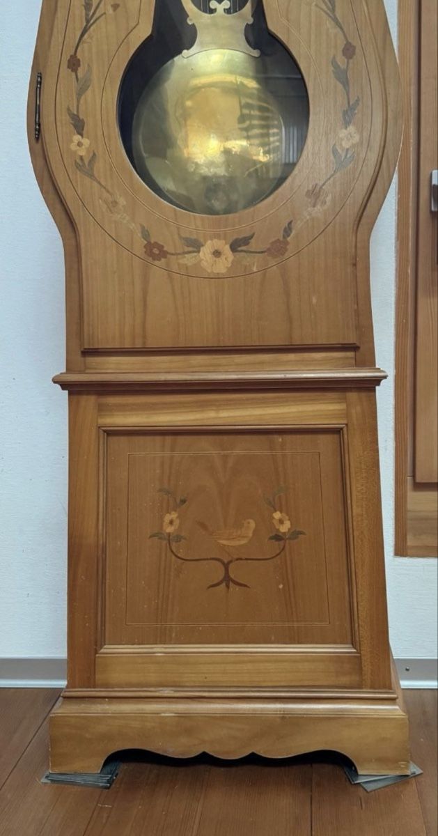 Pendules & Horloges murales: Freiburger Standuhr Kirsche Einlegearbeiten  – D'occasion à Schmitten FR par mantom 1