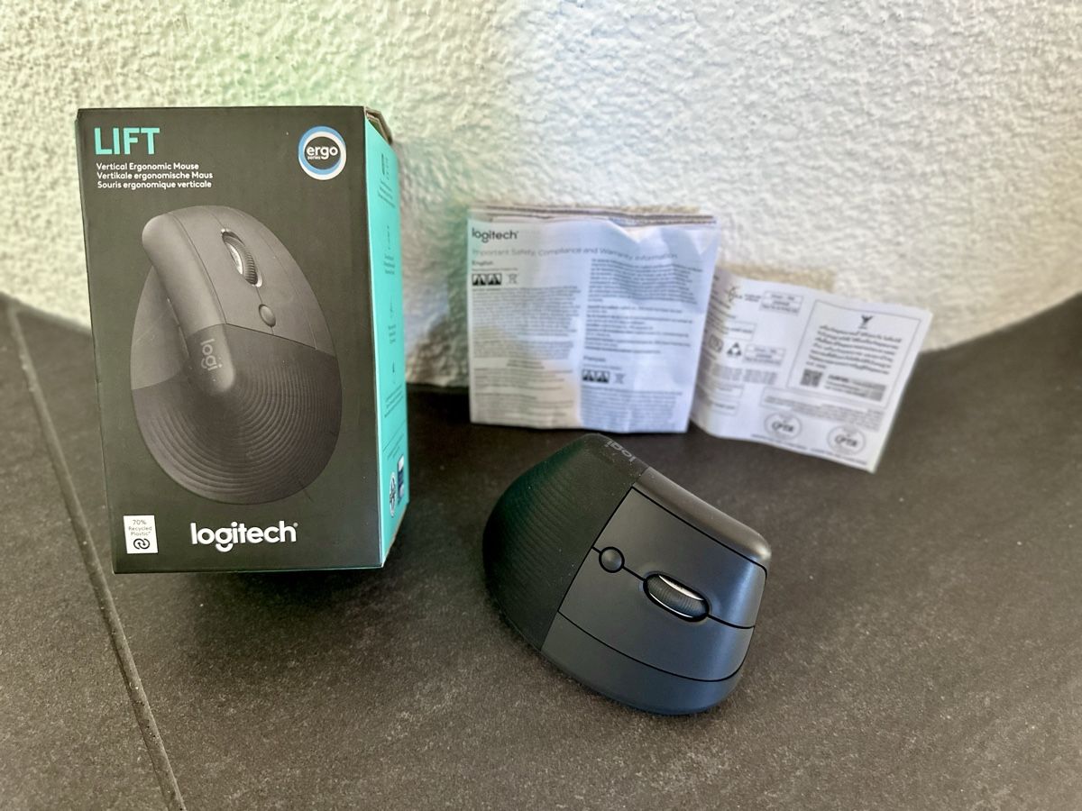 Logitech Mouse: Ergonomische Maus Logitech – Nuovo (secondo la descrizione) da Bern venduto da ACR12