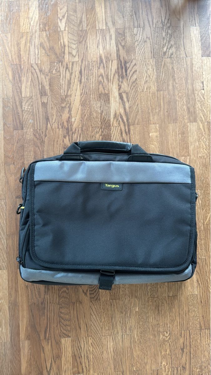 Targus Taschen: Targus Laptop Bag - Great Condition! – Neu (gemäss Beschreibung) aus Winterthur von Kevin.Prandini