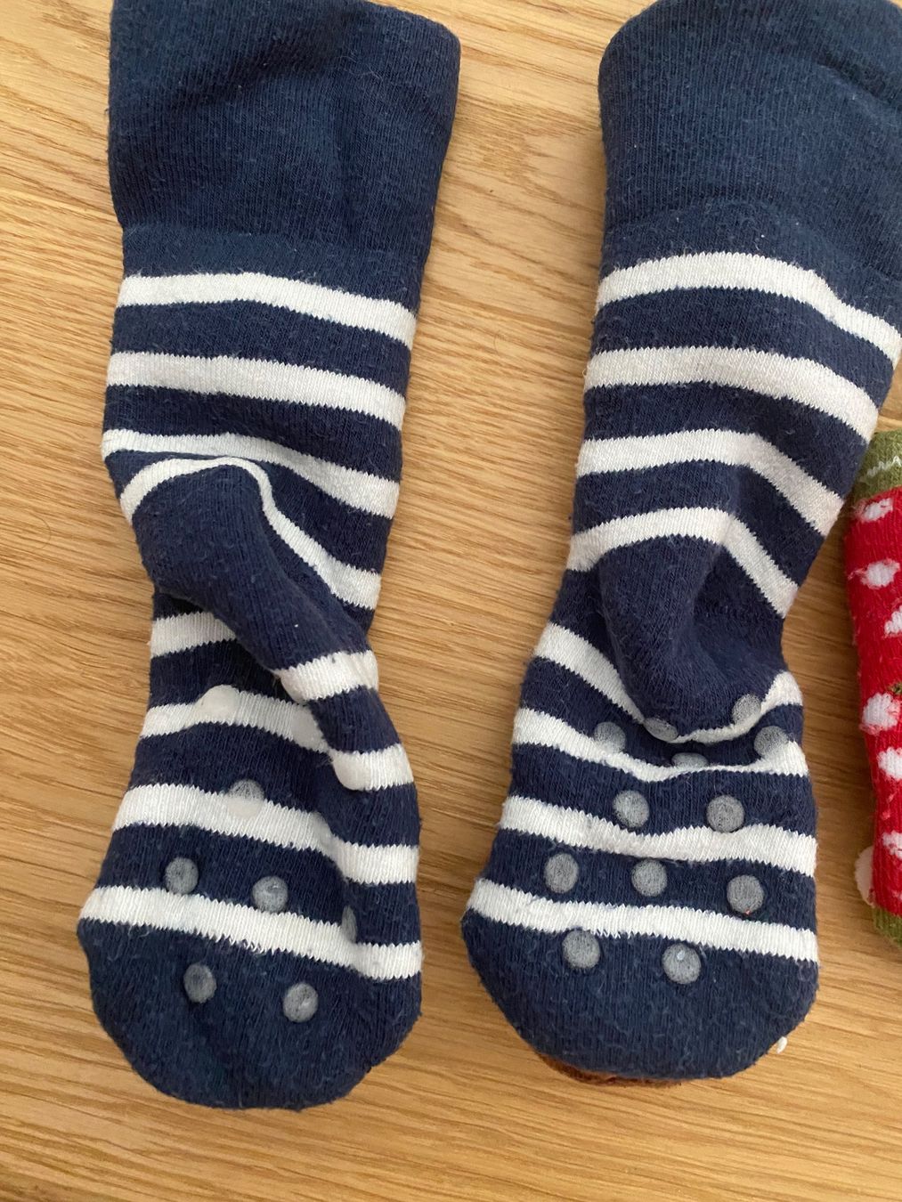 Calze per bambini: 2x lustige Söckli für Babys – Usato da Trachslau venduto da M_Schmid81 3